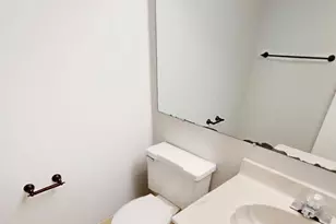 22 Oakwood Ct, Springdale, OH 45246 - Photo 19