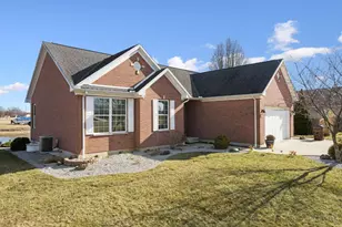 440 Waynoka Dr, Franklin Township, OH 45171 - Photo 3