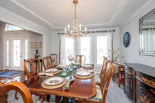 6643 Miami Trails Dr, Loveland, OH 45140 - Photo 11