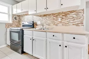 1638 Crest Hill Ave, Cincinnati, OH 45237 - Photo 15