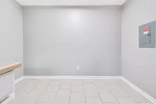 1638 Crest Hill Ave, Cincinnati, OH 45237 - Photo 13