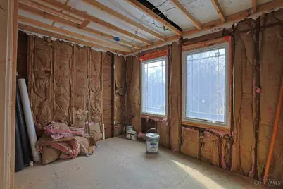 527 Glenwood Avenue, Cincinnati, OH 45229 - Photo 9