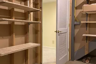 9767 Bunker Hill Ln, Montgomery, OH 45242 - Photo 13