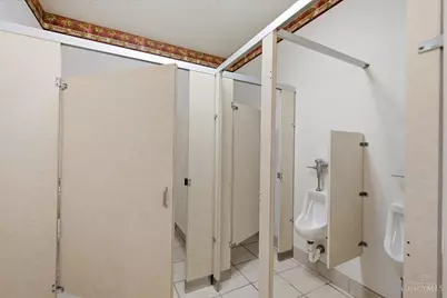 810 N Broadway Street, Lebanon, OH 45036 - Photo 9