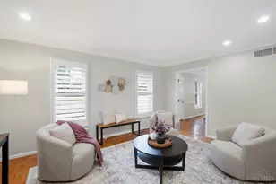 10768 Fallsington Ct, Blue Ash, OH 45242 - Photo 9