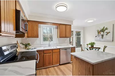 10768 Fallsington Court, Blue Ash, OH 45242 - Photo 15