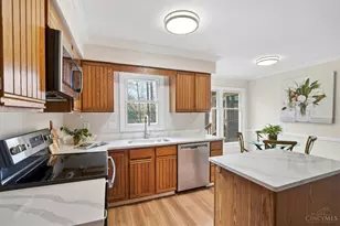 10768 Fallsington Ct, Blue Ash, OH 45242 - Photo 15