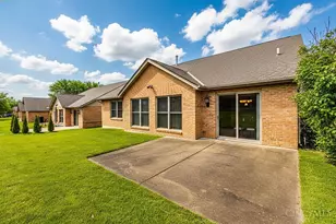 1192 Deerfield Cir, Hamilton, OH 45013 - Photo 21