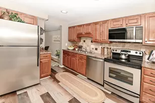 10802 Lakehurst Ct, Sycamore Township, OH 45242 - Photo 9