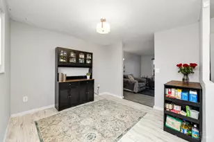 11484 Ravensburg Ct, Forest Park, OH 45240 - Photo 7