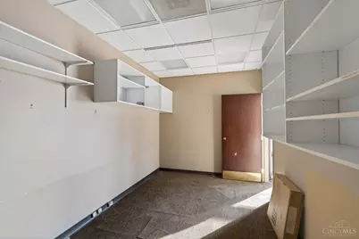 3443 Edwards Road, Cincinnati, OH 45208 - Photo 11