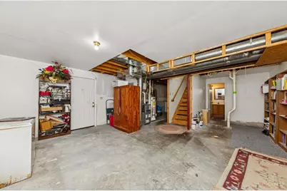 10228 Springbeauty Lane, Springfield Township, OH 45231 - Photo 23