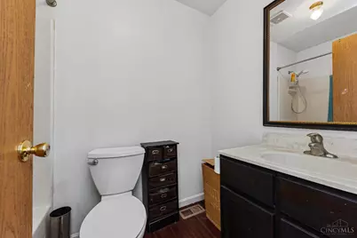 10228 Springbeauty Lane, Springfield Township, OH 45231 - Photo 17