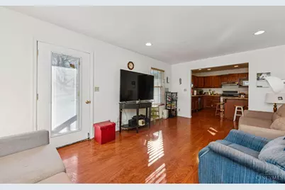 10228 Springbeauty Lane, Springfield Township, OH 45231 - Photo 7