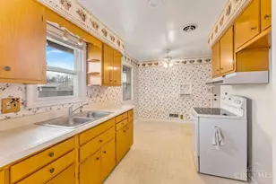 330 Kenyon Dr, Hamilton, OH 45015 - Photo 9