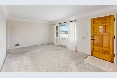 330 Kenyon Drive, Hamilton, OH 45015 - Photo 3