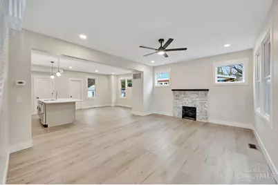 6078 Oakwood, Cincinnati, OH 45224 - Photo 7