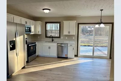 1738 Commissioners Way, Sterling Township, OH 45154 - Photo 9