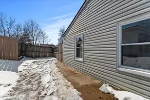 3373 Kathy Ln, Cincinnati, OH 45238 - Photo 21