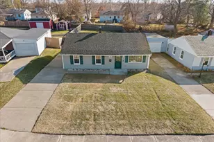 3373 Kathy Ln, Cincinnati, OH 45238 - Photo 3