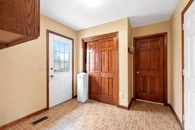 340 Saint James Place, Springboro, OH 45066 - Photo 23