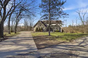 7395 Wethersfield Dr, West Chester, OH 45069 - Photo 9