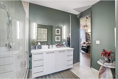 813 Broadway Street #404, Cincinnati, OH 45202 - Photo 33