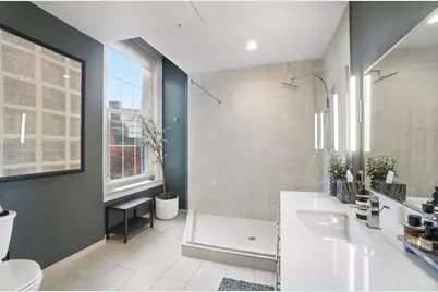 813 Broadway Street #404, Cincinnati, OH 45202 - Photo 31