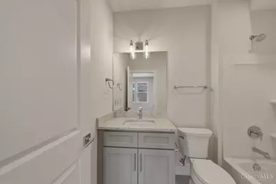 3912 Edwards Road, Cincinnati, OH 45209 - Photo 13