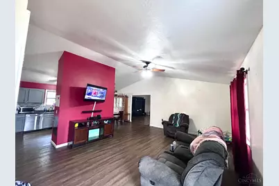 300 Adare Court, Lynchburg, OH 45142 - Photo 7