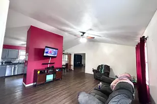 300 Adare Ct, Lynchburg, OH 45142 - Photo 7