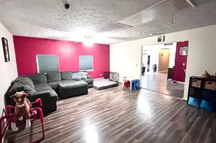 300 Adare Ct, Lynchburg, OH 45142 - Photo 9