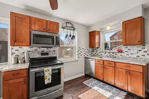 7719 Dearborn Ave, Deer Park, OH 45236 - Photo 9