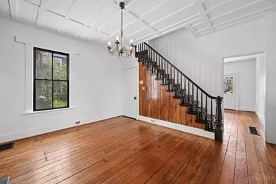 24 E Sharon Road, Glendale, OH 45246 - Photo 7