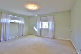 10022 Lakeside Dr, Springfield Township, OH 45231 - Photo 19