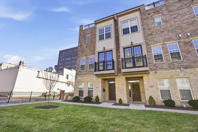 121 Lowe Lane, Dayton, OH 45402 - Photo 1