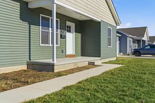 910 Vine St, Washington Court House, OH 43160 - Photo 5