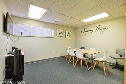 1172 W Galbraith Road, Springfield Township, OH 45231 - Photo 11