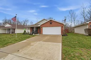 2028 Jackson Ln, Middletown, OH 45044 - Photo 3