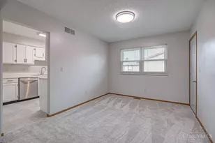 5720 Lake Cir Dr, Fairfield, OH 45014 - Photo 9