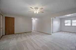 5720 Lake Cir Dr, Fairfield, OH 45014 - Photo 7