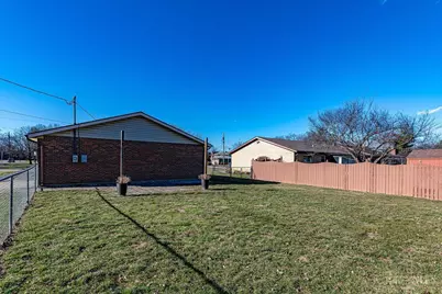 5720 Lake Circle Drive, Fairfield, OH 45014 - Photo 23