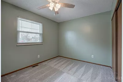 5720 Lake Circle Drive, Fairfield, OH 45014 - Photo 17