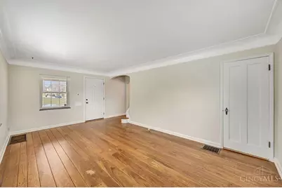 3264 Ashwood Drive, Cincinnati, OH 45213 - Photo 9