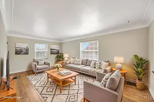 3264 Ashwood Dr, Cincinnati, OH 45213 - Photo 5