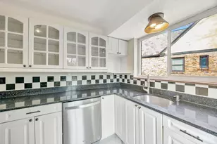 3264 Ashwood Dr, Cincinnati, OH 45213 - Photo 19