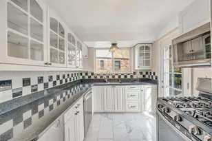 3264 Ashwood Dr, Cincinnati, OH 45213 - Photo 17