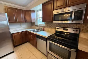 5549 Surrey Ave, Green Township, OH 45248 - Photo 13