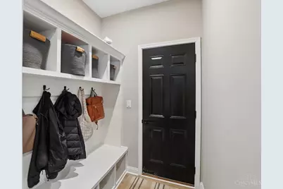 813 Mulligan Place, Turtle Creek Township, OH 45036 - Photo 5