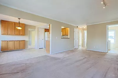 3670 Centurion Drive, Cincinnati, OH 45211 - Photo 11